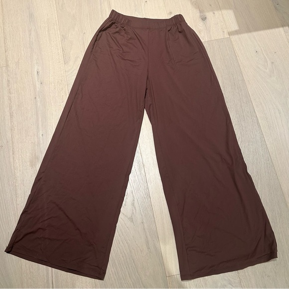 NWOT Wide Leg Pants Trio - Brown, Navy, Pink - Picture 2 of 10